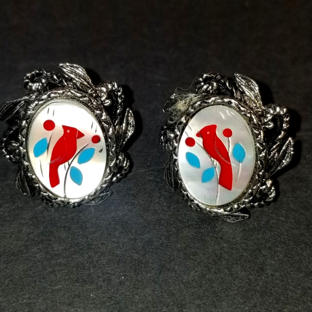 VTG Cardinal Clip Earrings
